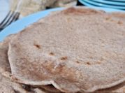 Una foto de tortillas de trigo