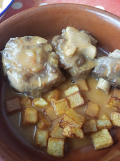Una foto de Rabo de toro con brandy