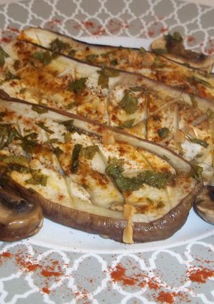 Una foto de Berenjenas y champiñones al horno