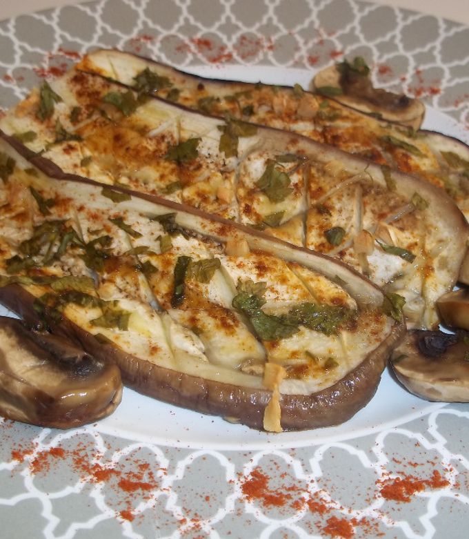 Foto principal de Berenjenas y champiñones al horno