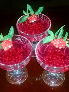 عکسی از دستور ژله ی انار تک نفره