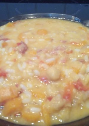Foto principal de Garbanzos con arroz y chorizo en Thermomix