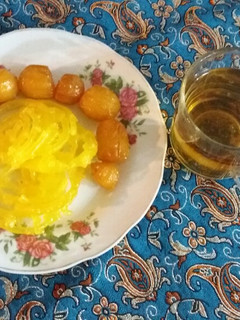 عکسی از دستور زولبیا بامیه و دمنوش زنجبیل