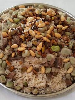 صورة لوصفة رز بالفول بقطع اللحمة