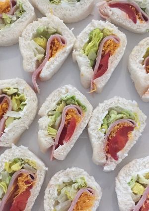 Foto principal de Canapés con huevo hilado fáciles y baratos para Navidad