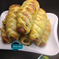 A picture of Sausage rolls.