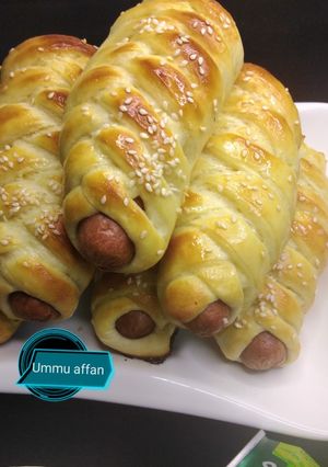 A picture of Sausage rolls.