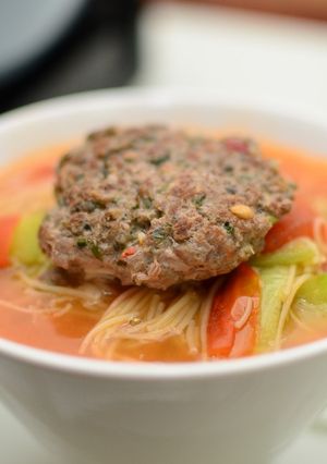 蕃茄絲瓜米粉湯 的食譜成品照片
