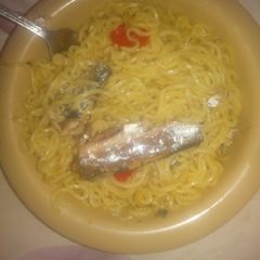 A picture of Sardine Indo mie.