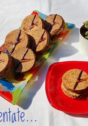 Una foto de Alfajores de Avena y Chocolate 🍫