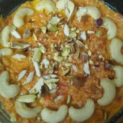 A picture of Gajar custard pudding.