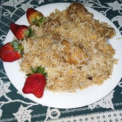 A picture of Strawberry Chicken Biryani.