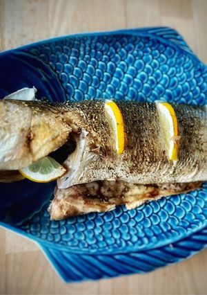 Una foto de Lubina al limón (al horno)