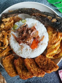 Foto resep Nasi Liwet Sunda (Magicom)