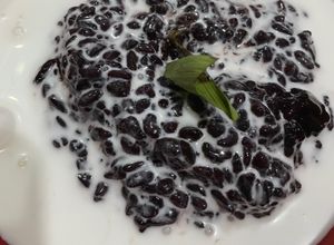 Foto resep Bubur ketan item(Praktis masak magicom)