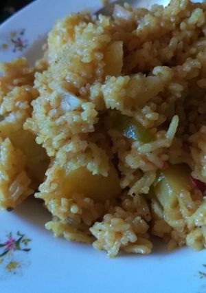 A picture of Viazi pilau.