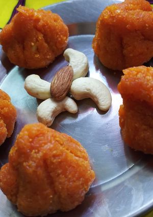 A picture of Carrot modak.