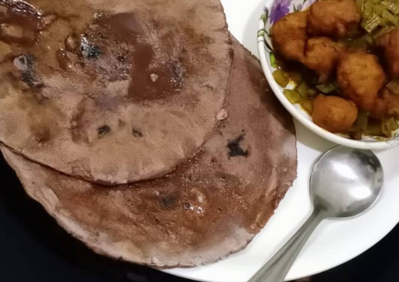 Steps to Make Favorite Ragi bhakri (nachni bhakri)