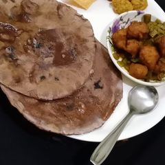 Ragi bhakri (nachni bhakri) A picture of Ragi bhakri (nachni bhakri).