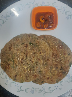મલ્ટિગ્રેન મેથી ના ઢેબરા (Multigrain Methi Dhebra Recipe In Gujarati) રેસીપી મુખ્ય ફોટો