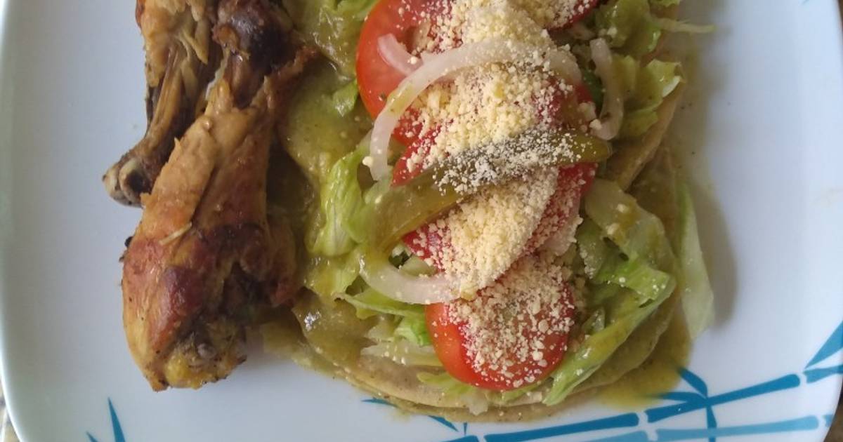 Enchiladas verdes con pollo frito Receta de Maria Macias- Cookpad