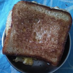 A picture of Eggs cheese bread.