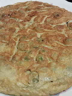 Una foto de Tortilla de habas baby