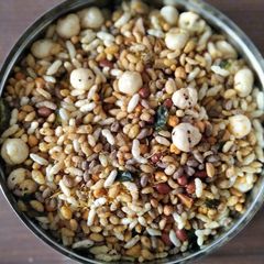 Healthy Roasted Millet Mumra Chevdo A picture of Healthy Roasted Millet Mumra Chevdo.