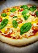 Pizza con masa pizza napolitana gruesa Receta de Cocina Facil Con Ivan-  Cookpad