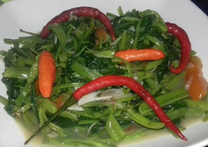 Resep Tumis kangkung+tips agar tetap hijau, Lezat