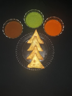 પટ્ટી સમોસા (Patti Samosa Recipe In Gujarati) રેસીપી મુખ્ય ફોટો