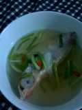Cá đỏ nấu hành ớt