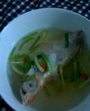 Cá đỏ nấu hành ớt