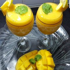 A picture of Mango Lady 😍.