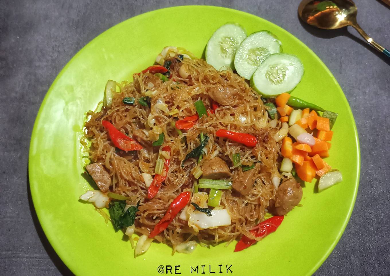 326. Bihun Pedas