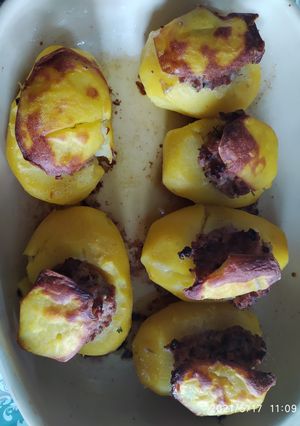 Une photo de Pomme de terre farcies