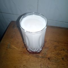 A picture of Coconut milk.