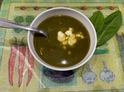 Une photo de velouté oseille