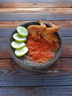 Foto resep Kalasan Chicken Wings with Sambal Seruit