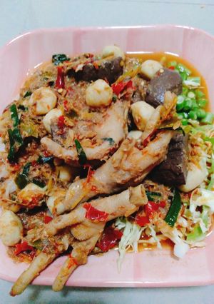 รูปของ ขนมจีนน้ำยาป่าตีนไก่