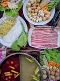 Steamboat kuah kaldu ayam, shabu-shabu,suki