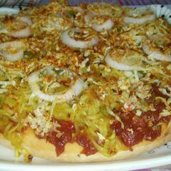 A picture of Yummy Maggi Pizza.