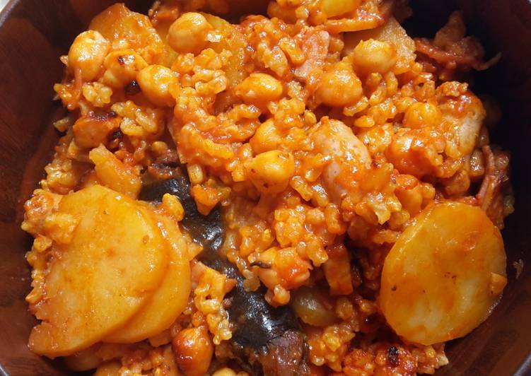Arroz integral con garbanzos y morcilla asturiana
