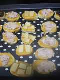 Dos latas con queso