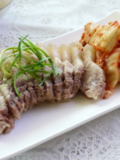 簡易版韓式泡菜熟肉(보쌈) 的食譜成品照片