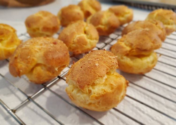 Recipe of Ultimate Cheese Puffs (Gougeres)