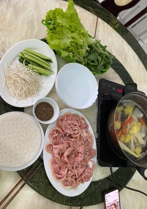 Hình của món Bê thui nhúng dấm.