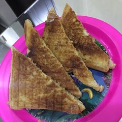 A picture of Toasted sandwich.
