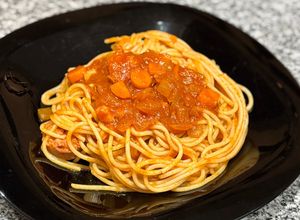 Una foto de Spaghetti con Tuco Salsa de Chorizo Bombón