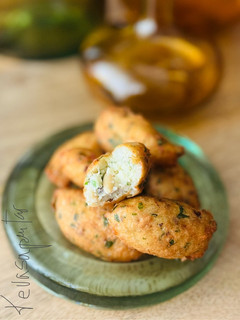 Una foto de Croquetas de bacalao y patata de Lola 🐟 🥔 🇪🇸